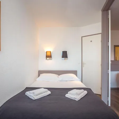 Apartment Renove Avec Parking Et Wifi A - Fr-1-343-208 *